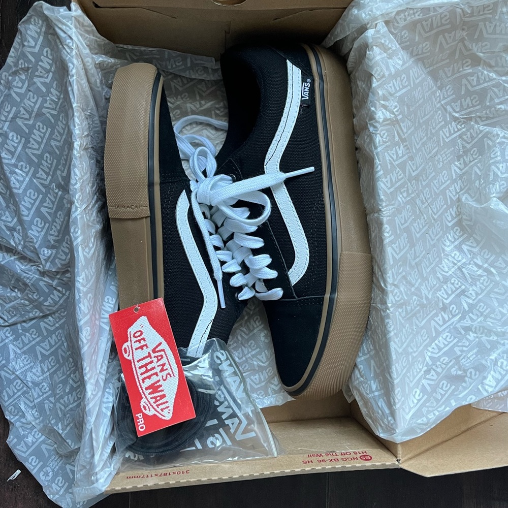 VANS (old school pro)